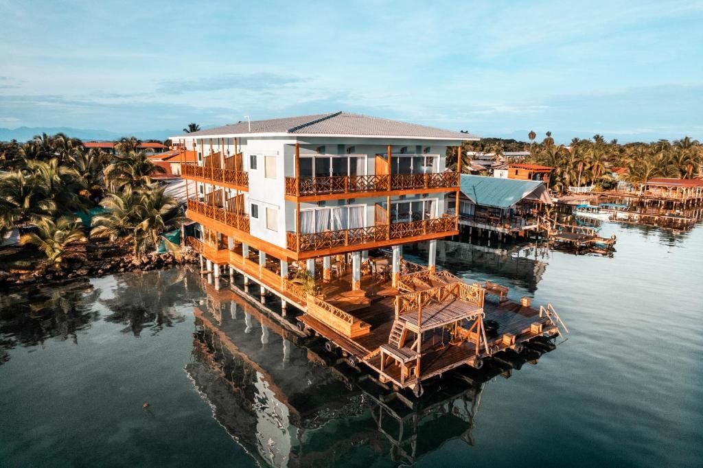 Turismo en America Latina - Bambuda Bocas Town 