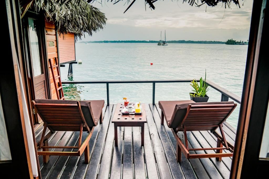 Turismo en America Latina - Eclypse de Mar Acqua Lodge 