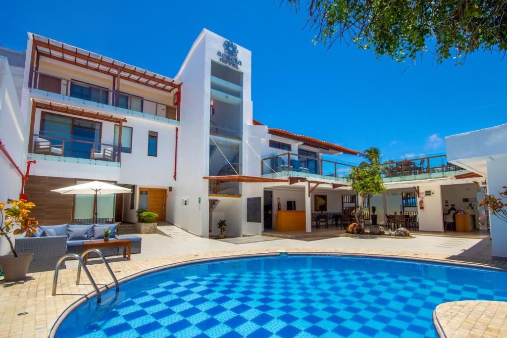 Turismo en America Latina - Hotel Acacia 