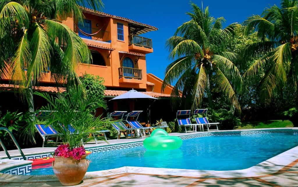 Turismo en America Latina - Hotel Costa Linda Beach