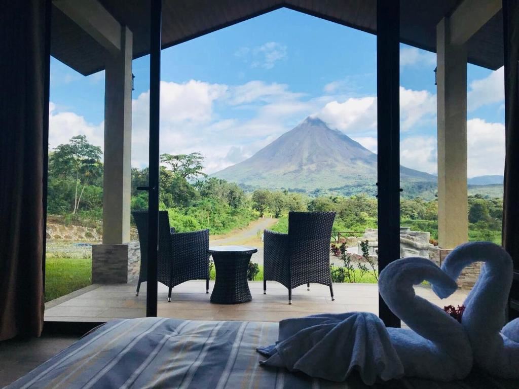 Turismo en America Latina - Arenal Roca Suites 