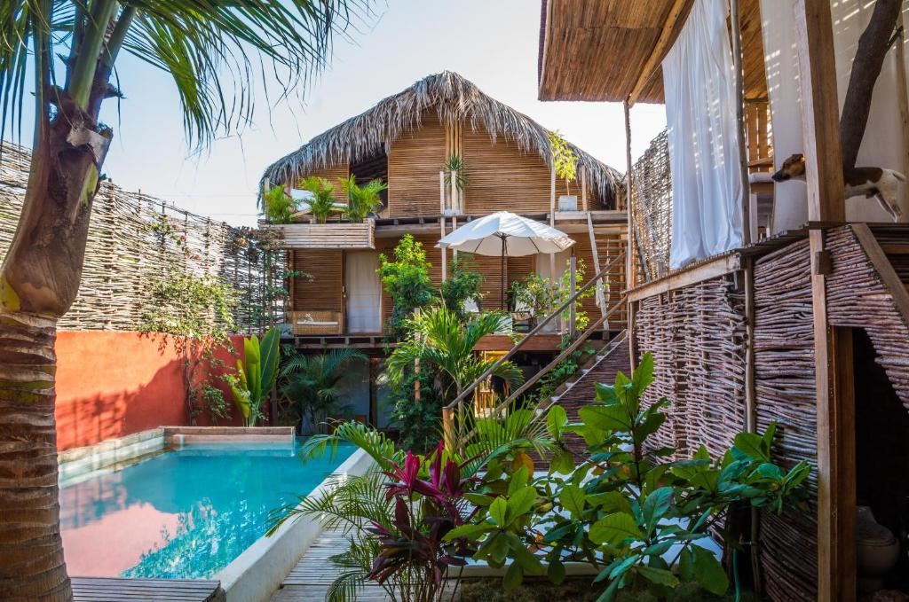 Turismo en America Latina - Eco Lodge Mancora